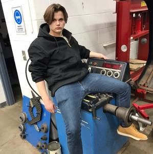 Meet your Posher, Sammy g